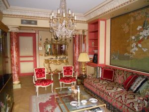 Décors peints de style Néoclassique dans tout un appartement monégasque