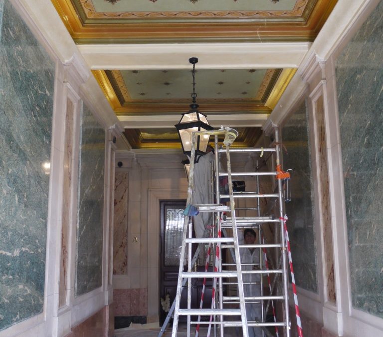 RESTAURATION D’UN PLAFOND PEINT DU XIXe SIÈCLE