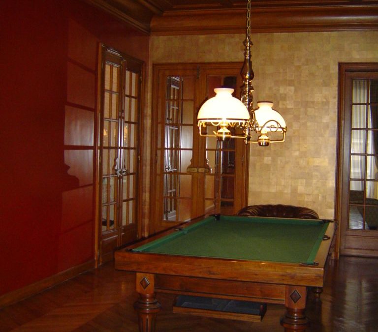 DECOR PEINT d&rsquo;une salle de billard et du salon attenant