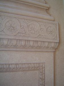 Fausses moulures en trompe l'oeil