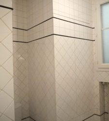 MEUBLE PEINT en trompe l’oeil de carrelages
